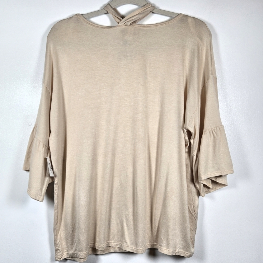 NEW Disney Parks Winnie The Pooh Eeyore Cream Lightweight Top Size Medium - Picture 10 of 12